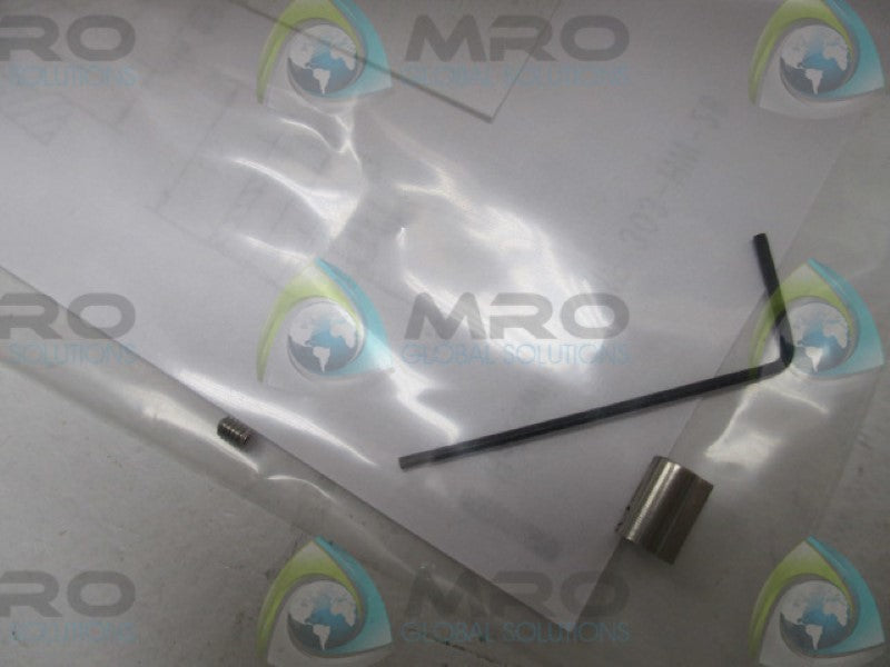 BALLUFF BMF303-HW-28 MOUNTING BRACKET * NEW IN FACTORY BAG *