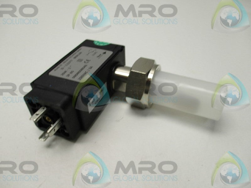 CONTROL ENGINEERING  JSW-1" 09SN008040 FLOW VALVE 250VAC  NSNP