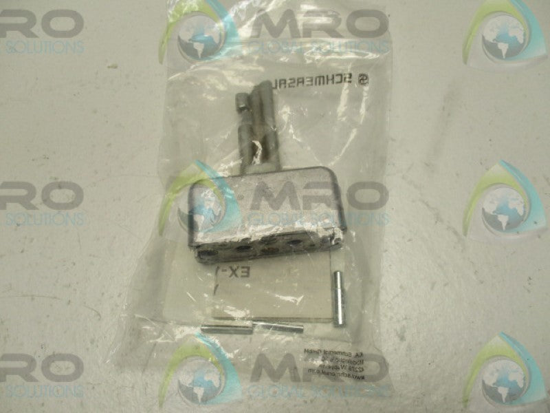 SCHMERSAL 101144797 AZ/AZM415-B3 ACTUATOR KEY * NEW IN FACTORY BAG *