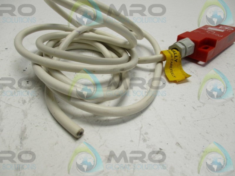 INDUSTRIAL SPARE PART FRS-1 SAFETY SWITCH  UNMP