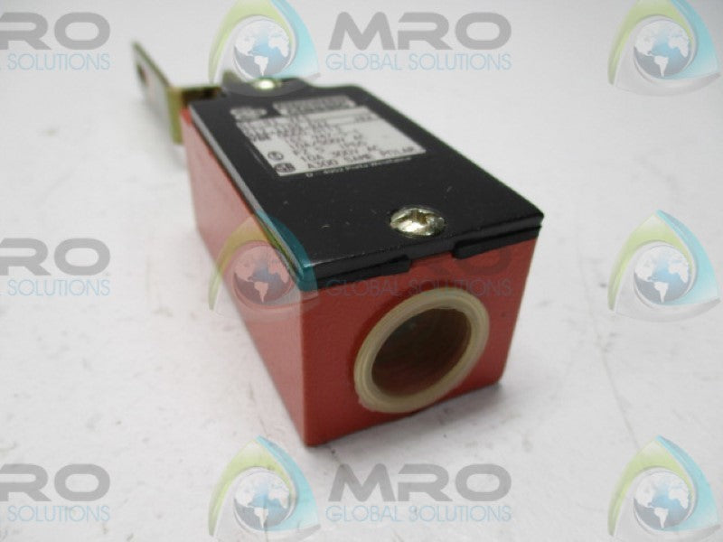 BERNSTEIN GC-U1ZVKS LEVER ARM LIMIT SWITCH  NSNP