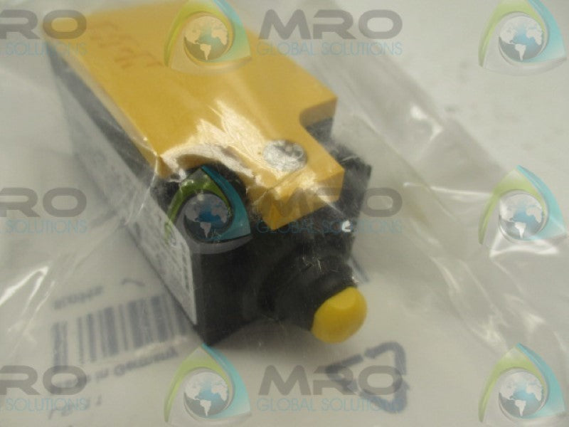 EATON 308-266 LS-11 PLUNGER LIMIT SWITCH  NSMP