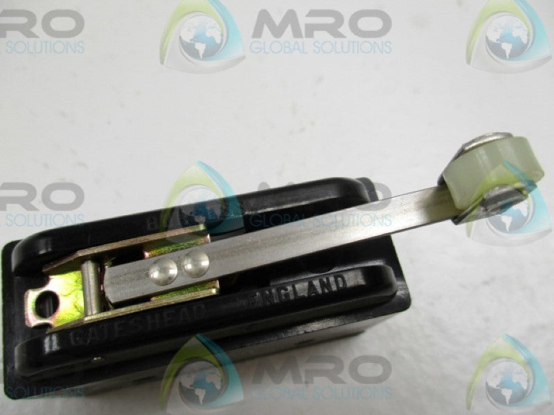 BURGESS CYKR LIMIT SWITCH   NSNP