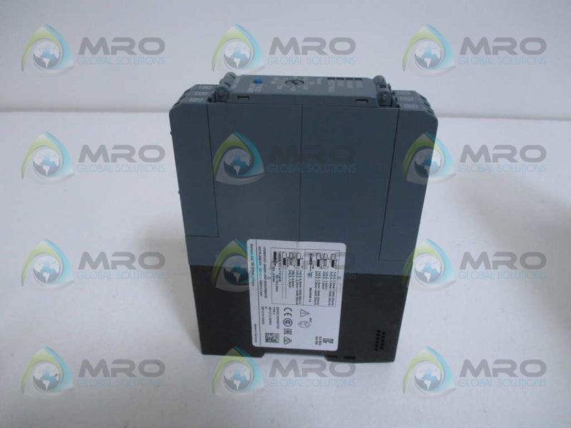 SIEMENS 3RM1001-3AA04 (AS PICTURED) *NEW NO BOX*