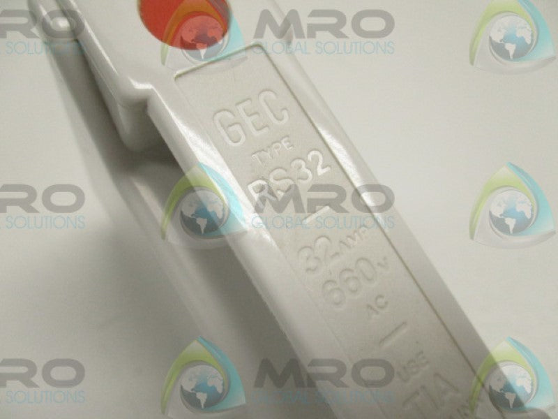 GEC RS32 WHITE FUSE HOLDER 32A 660VAC   NSNP