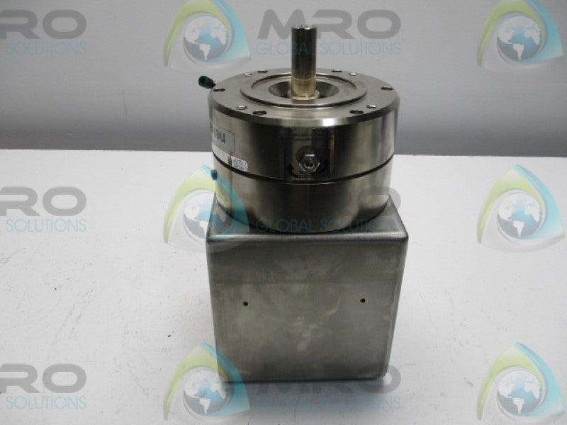 GAST 8AM-NRV-32A 827340 FLANGE MOUNTED BRAKE/AIR MOTOR  (AS PICTURED)  UNMP