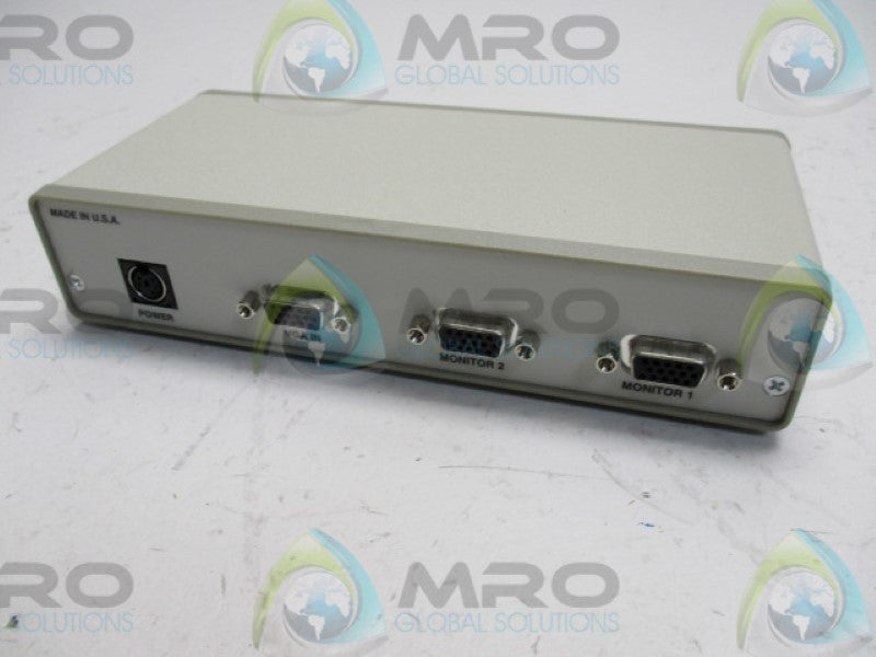 BLACKBOX AC056AE-R2 VGA VIDEO SPLITTER 2-CHANNEL ( AS PICTURED ) NSMP