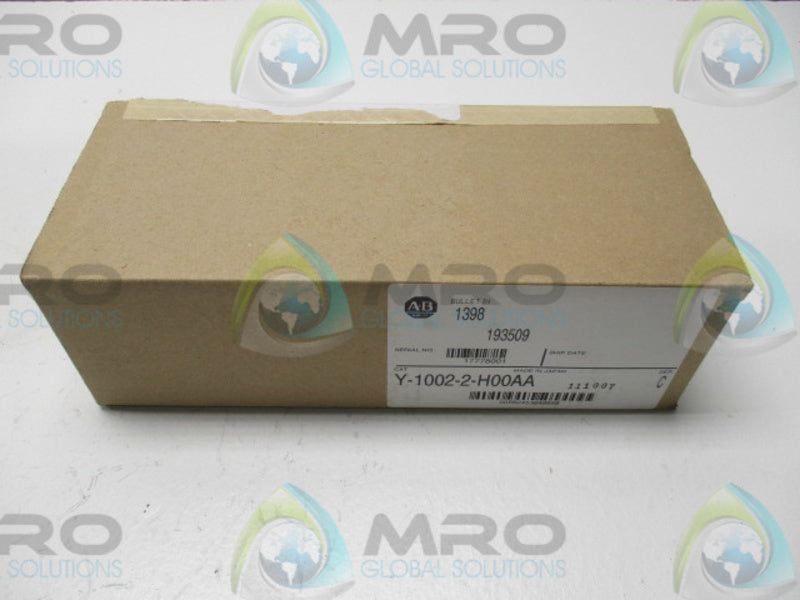 ALLEN BRADLEY Y-1002-2-H00AA SER. C SERVO MOTOR 4500RPM 230VAC * FACTORY SEALED *