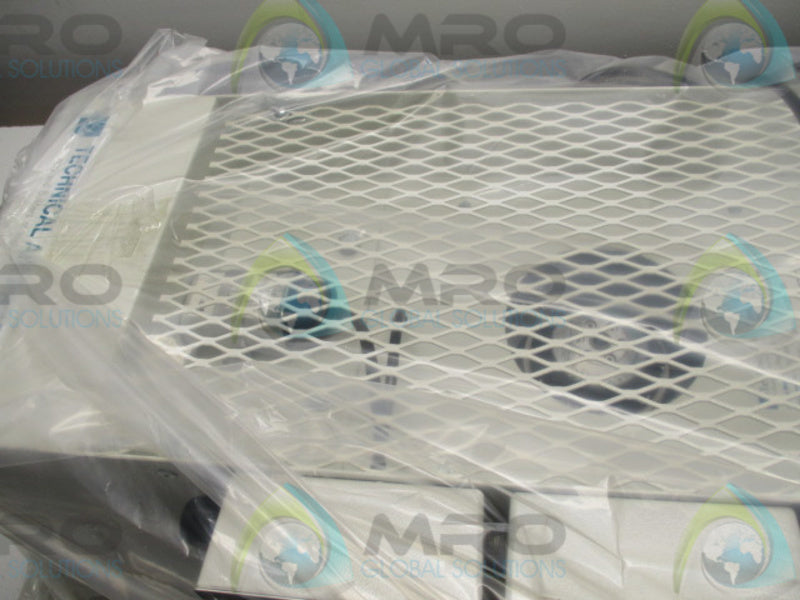 TECHNICAL AIR PRODUCTS CAMFIL P5-11.25-30.00-4-U1-DU-1D-00-0 FILTER * NEW IN BOX  *