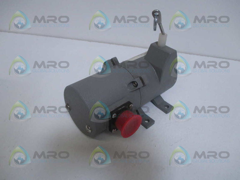 CELESCO PT8420-0015-111-1110 TRANSDUCER *USED*