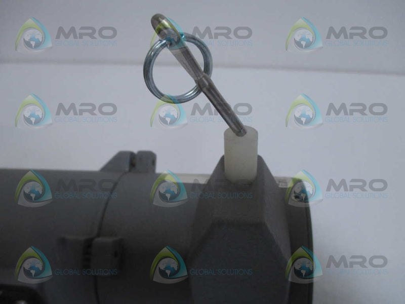 CELESCO PT8420-0015-111-1110 TRANSDUCER *USED*