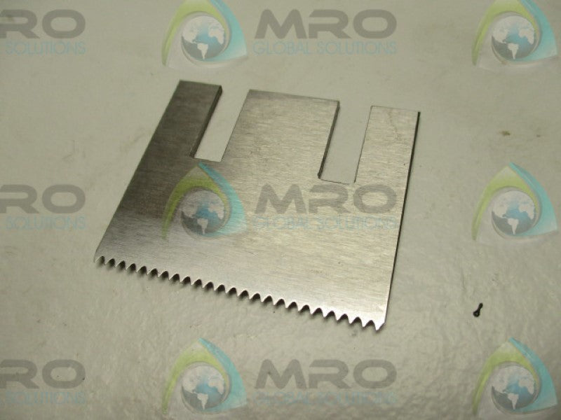 INDUSTRIAL MRO 108DF222-1 BLADE * NEW IN ORIGINAL PACKAGE *