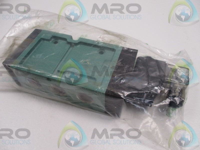 NUMATICS L88EM44GGS06U61 PNEUMATIC VALVE  * NEW IN ORIGINAL PACKAGE *