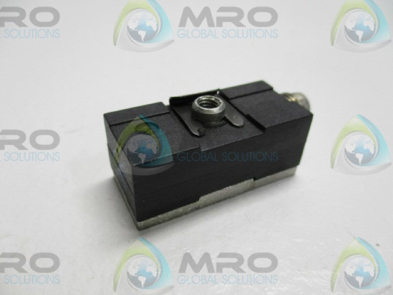 FESTO SME0-1-S-LED-24-B PROXIMITY SENSOR  NSNP