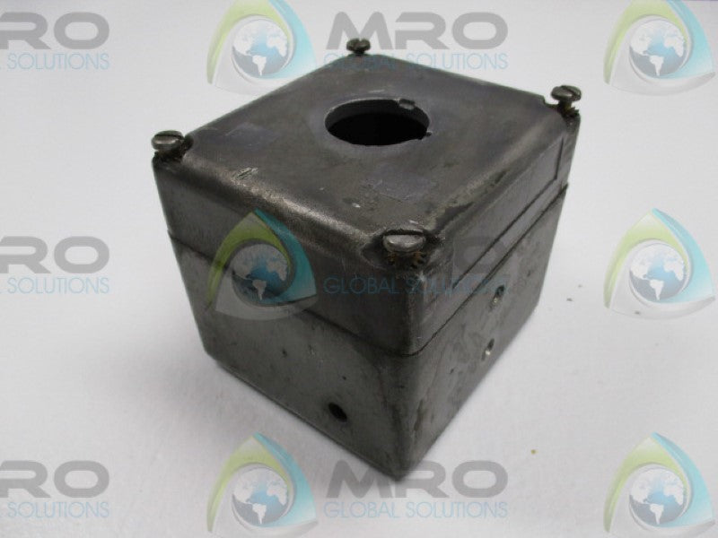 SQUARE D 9001KY-1 CONTROL STATION 1-HOLE ENCLOSURE  UNMP