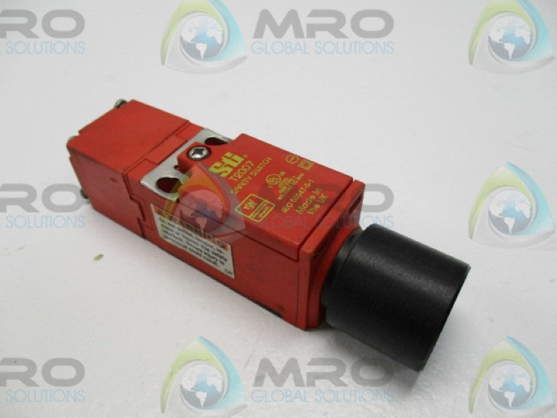 STI 44521-1020 SAFETY SWITCH  UNMP
