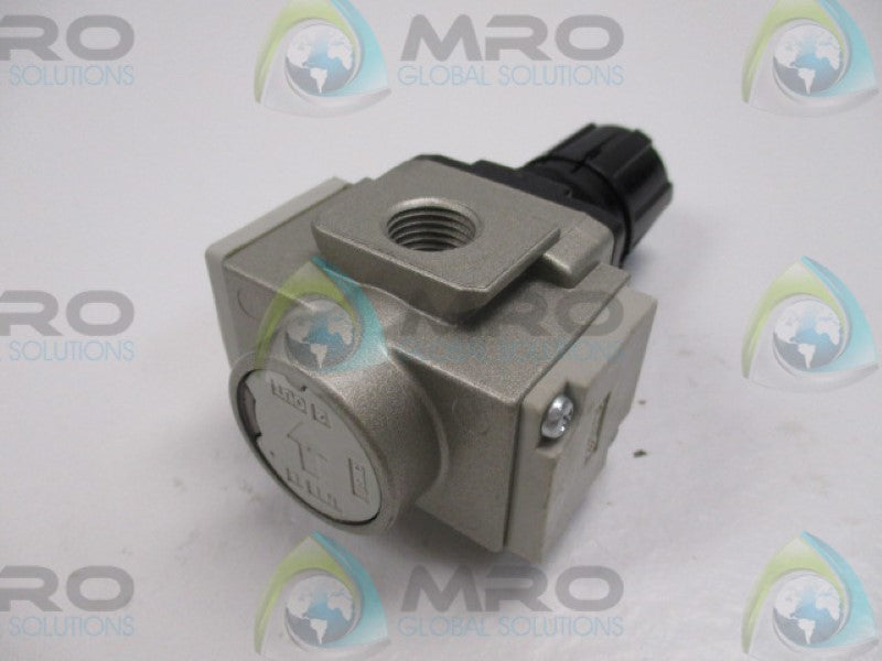 SMC AR20-02E-R REGULATOR 1MPA  (AS PICTURED)  NSNP
