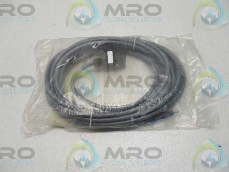 TURCK VAS22-D567-5M DIN VALVE PLUG CABLE * NEW IN FACTORY BAG *
