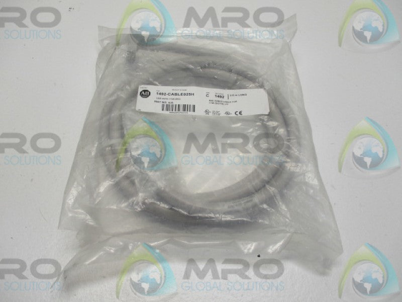 ALLEN BRADLEY 1492-CABLE025H SER. C PRE-WIRED CABLE 2.5M * NEW IN FACTORY BAG *