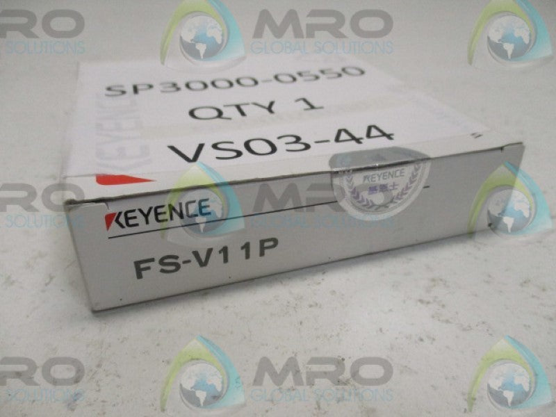 KEYENCE FS-V11P AMPLIFIER FIBER DIGITAL SENSOR 2M   NSFS