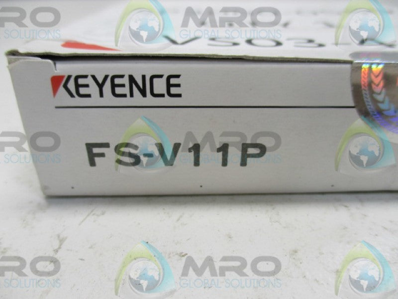 KEYENCE FS-V11P AMPLIFIER FIBER DIGITAL SENSOR 2M   NSFS