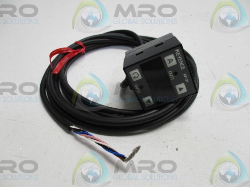 KEYENCE AP-31 DIGITAL DISPLAY PRESSURE SENSOR   NSMP