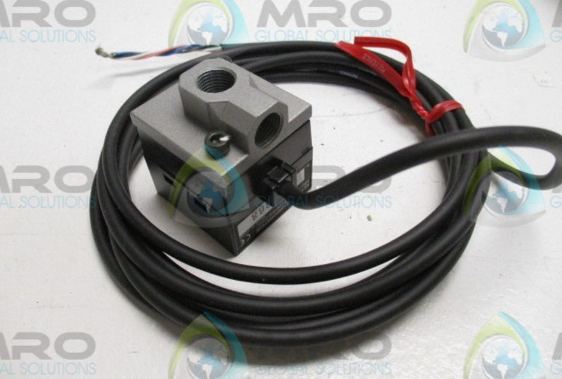 KEYENCE AP-31 DIGITAL DISPLAY PRESSURE SENSOR   NSMP