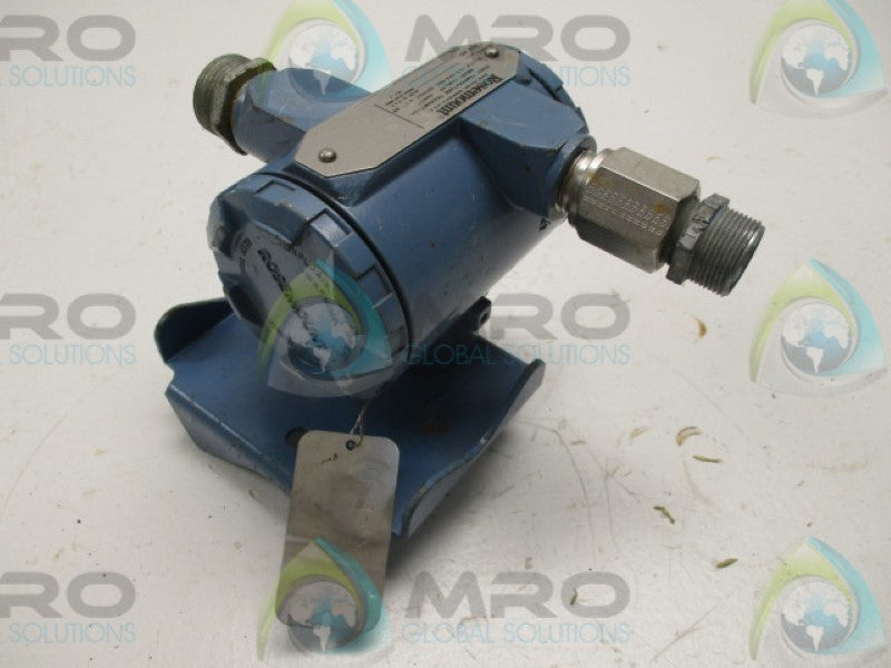 ROSEMOUNT 3044CA1 TEMPERATURE TRANSMITTER 0-220 DEGREE C  UNMP