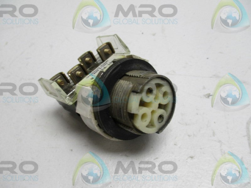 ALLEN BRADLEY 800T-H2A SER. N SELECTOR SWITCH  * USED*