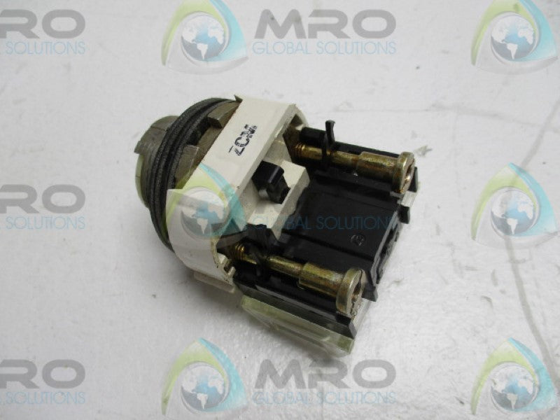 ALLEN BRADLEY 800T-H2A SER. N SELECTOR SWITCH  * USED*