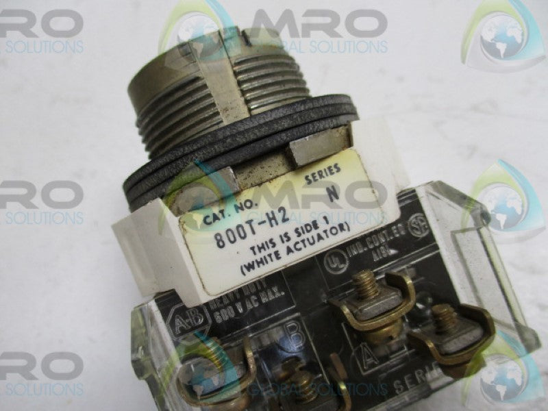 ALLEN BRADLEY 800T-H2A SER. N SELECTOR SWITCH  * USED*