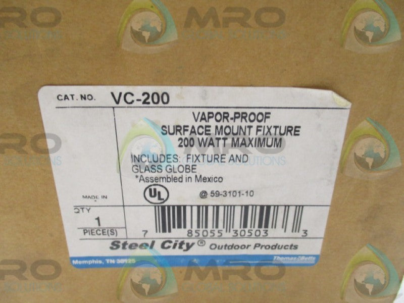 THOMAS & BETTS VC-200 VAPOR-PROOF SURFACE MOUNT FIXTURE 200W  NSMP