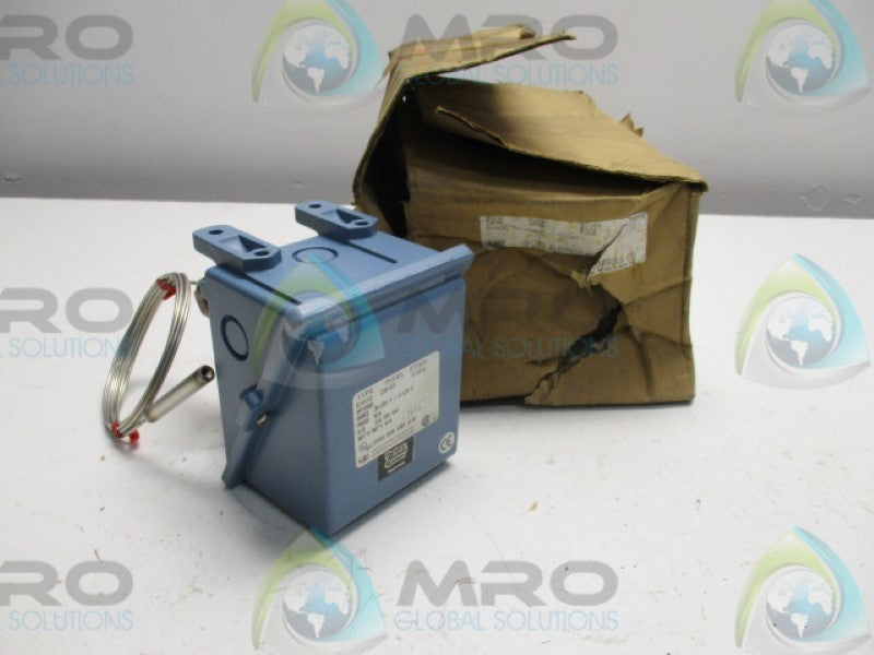 UNITED ELECTRIC E402-2BSB TEMPERATURE SWITCH (AS PICTURED)  NSMP
