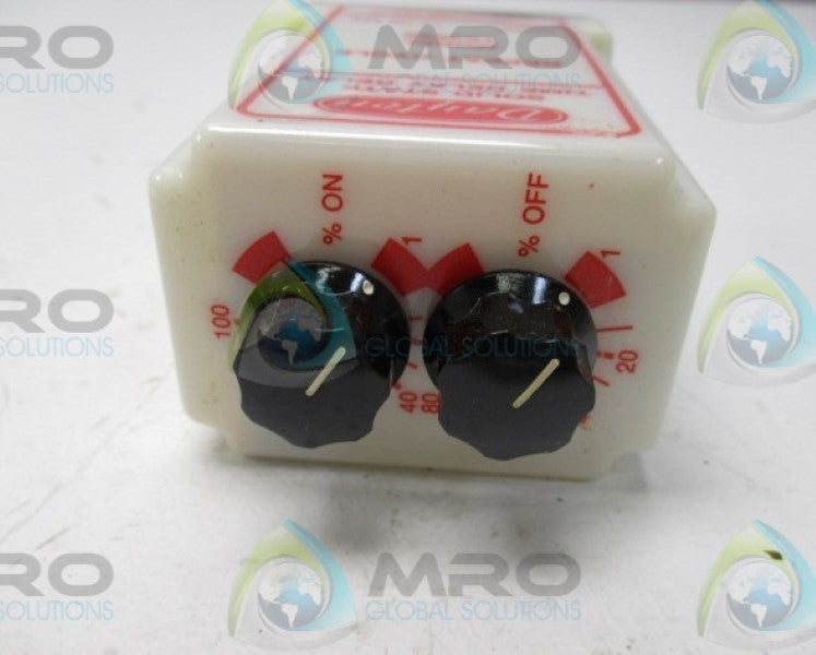 DAYTON 1A368E TIME DELAY RELAY 1.8-180 SECONDS 120VAC * NEW IN BOX *