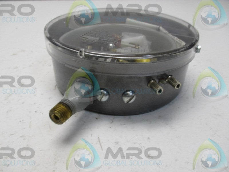 MERCOID DA-31-2-RG1 PRESSURE CONTROL SWITCH (AS PICTURED)  NSMP