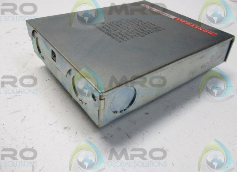 HONEYWELL Q607B1083 AUXILIARY SWITCH ASSEMBLY W/ADAPTER PLATE * NEW IN BOX *