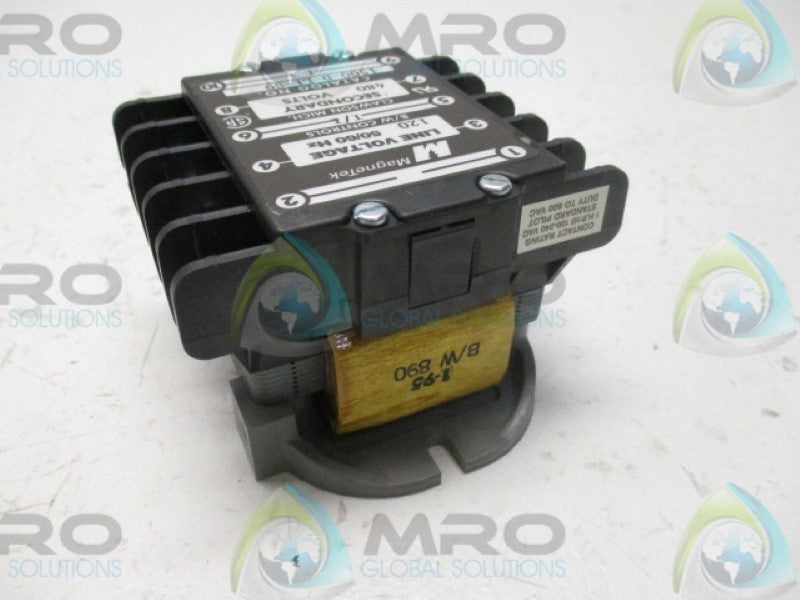 MAGNETEK 1500-D-L1-S9-0C-X LIQUID LEVEL CONTROL RELAY 110/120V  NSMP