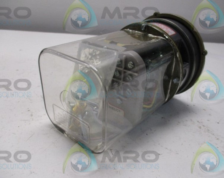 DWYER 3015 PHOTOHELIC PRESSURE SWITCH/GAGE 0-15" H20 25PSIG  * NEW IN BOX *
