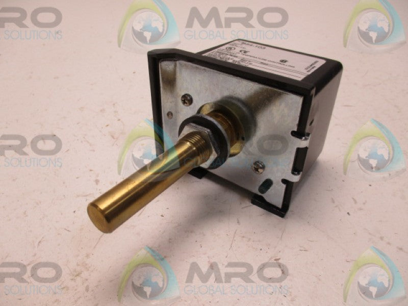 UNITED ELECTRIC 721T-61 B54-103 TEMPERATURE SWITCH 0-250F 480VAC  NSNP