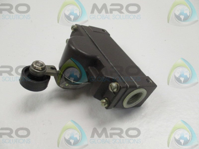 SCHMERSAL M2H302-11Y LIMIT SWITCH  NSNP
