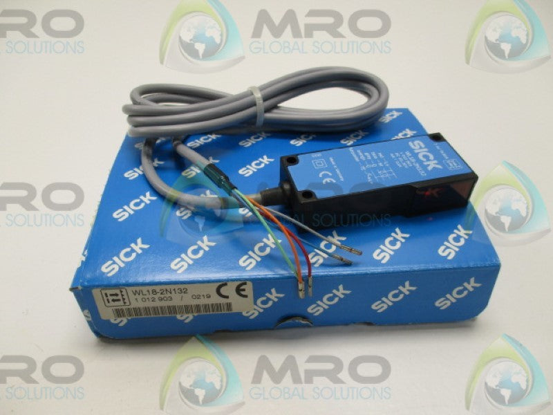 SICK WL18-2N132 PHOTOELECTRIC SENSOR 10-30VDC 7M  NSMP