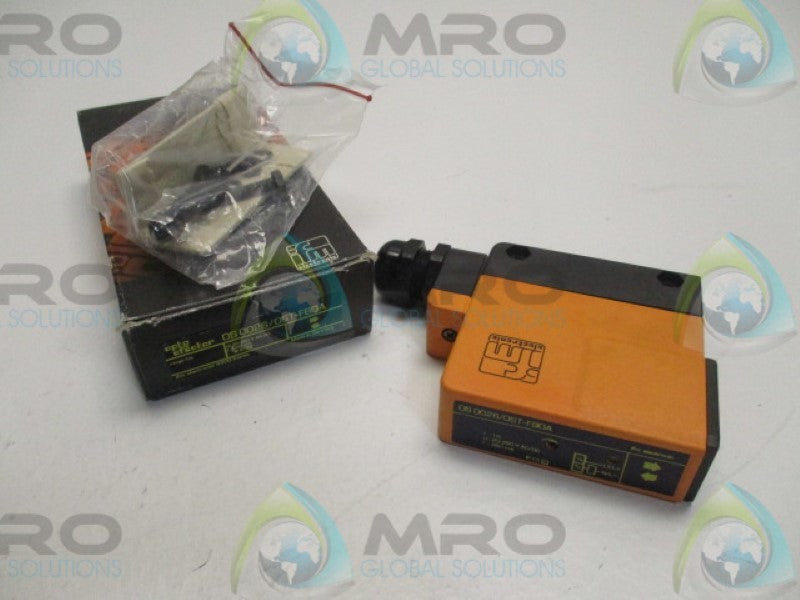 IFM EFECTOR OS0026 OST-FB0A EFLECTION SENSOR (AS PICTURED)  NSMP
