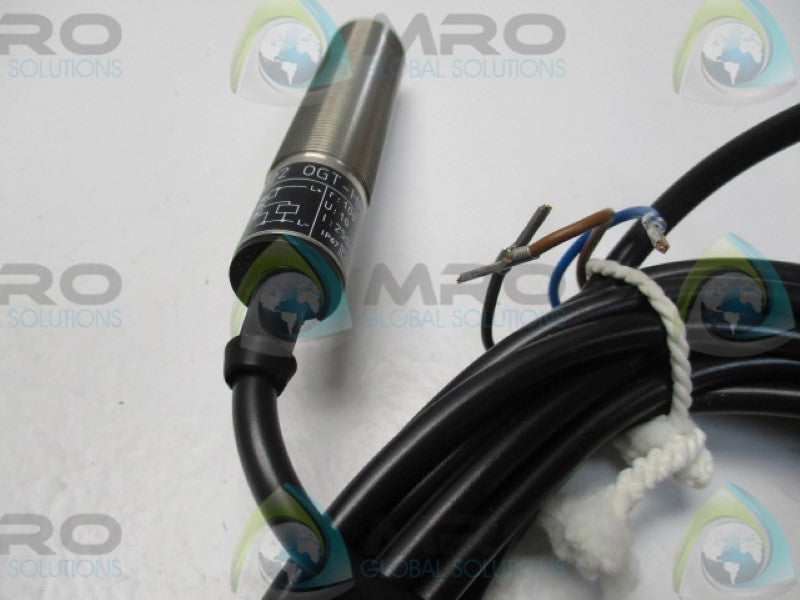 IFM EFECTOR OG5022 OGT-HPKG PROXIMITY SENSOR 10-55VDC NSMP