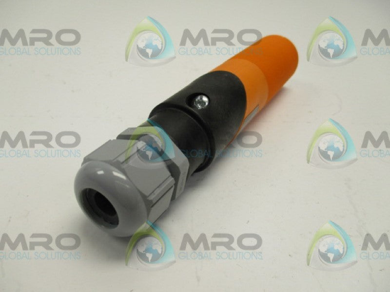 IFM EFECTOR 015003 O1T-FPKG DIFFUSE REFLECTION SENSOR * USED*