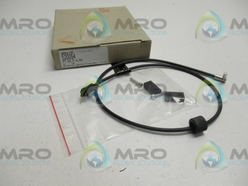 IFM EFECTOR E20054 FT-00-P-A-R4 DIFFUSE REFECTION SENSOR  NSMP
