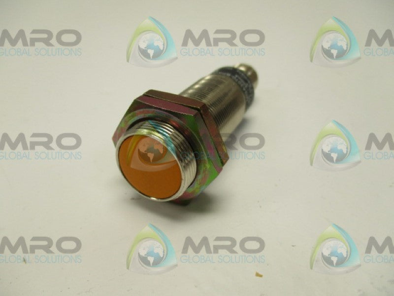 IFM EFECTOR MG5001 MGA3070-BPKG/US PROXIMITY SENSOR 10-30VDC  NSNP