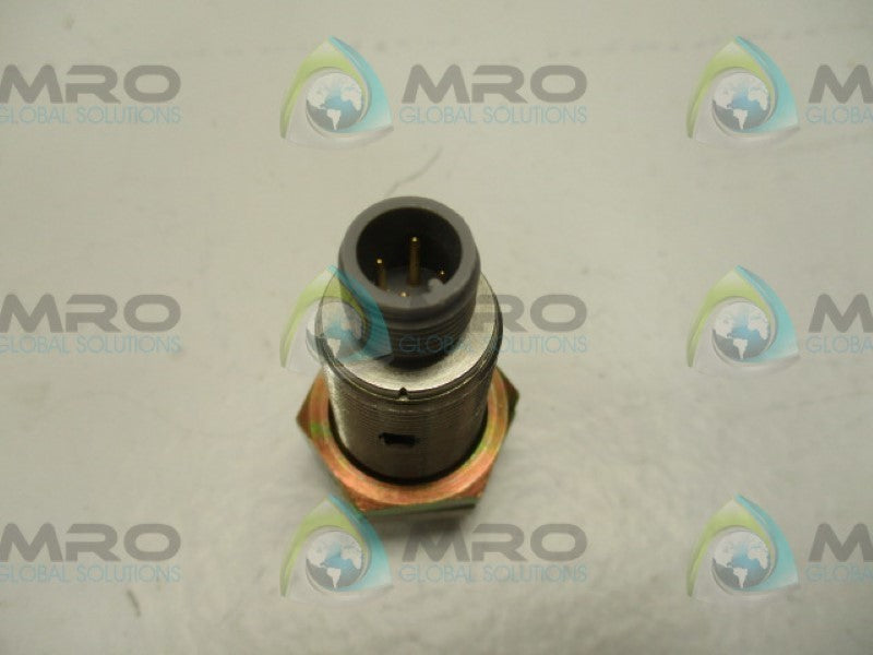 IFM EFECTOR IG5271 PROXIMITY SENSOR 18-36VDC  NSNP
