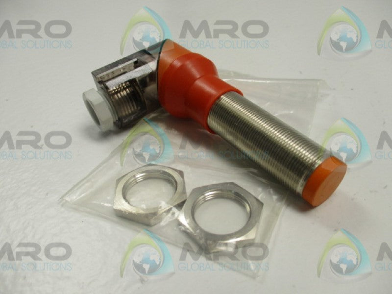 SCHMERSAL IFL8-18-10/01YG PROXIMITY SENSOR 15-250VAC  NSMP