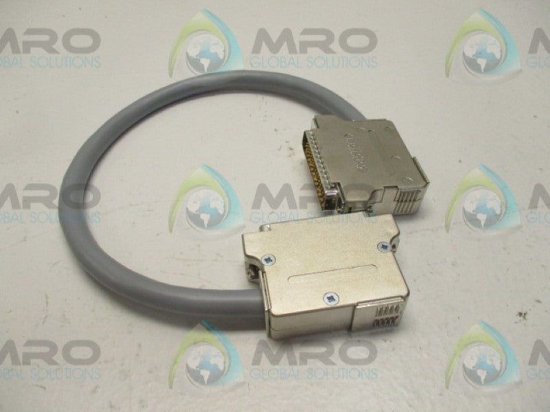 SIEMENS SIMATIC S5 6ES5705-0AF00 CONNECTOR CABLE  NSMP
