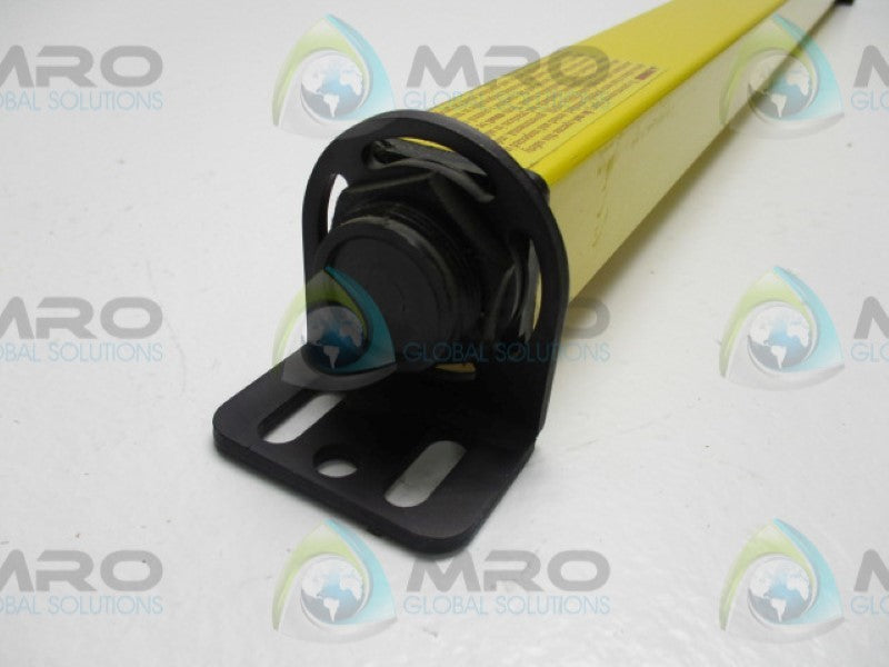 STI MINISAFE 42687-0200 MS4320BX LIGHT CURTAIN TRANSMITTER  NSNP